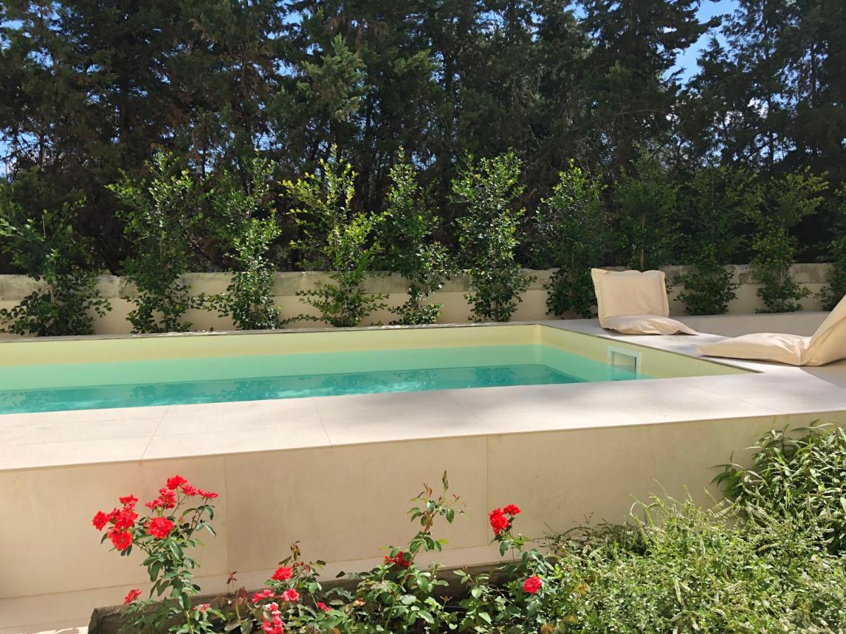 Carlo V - Con Piscina E Giardino Privati Apartment เลชเช ภายนอก รูปภาพ