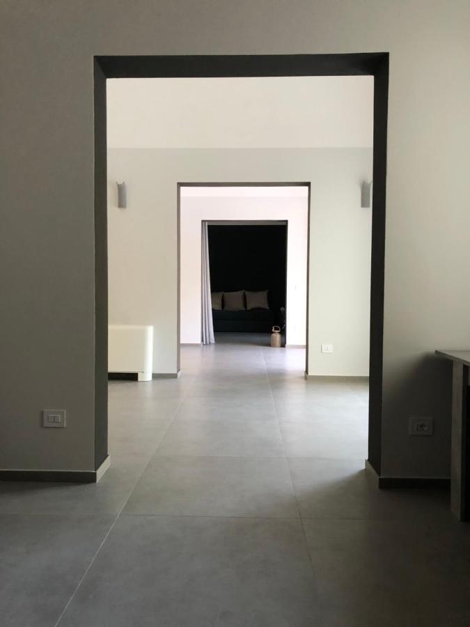 Carlo V - Con Piscina E Giardino Privati Apartment เลชเช ภายนอก รูปภาพ