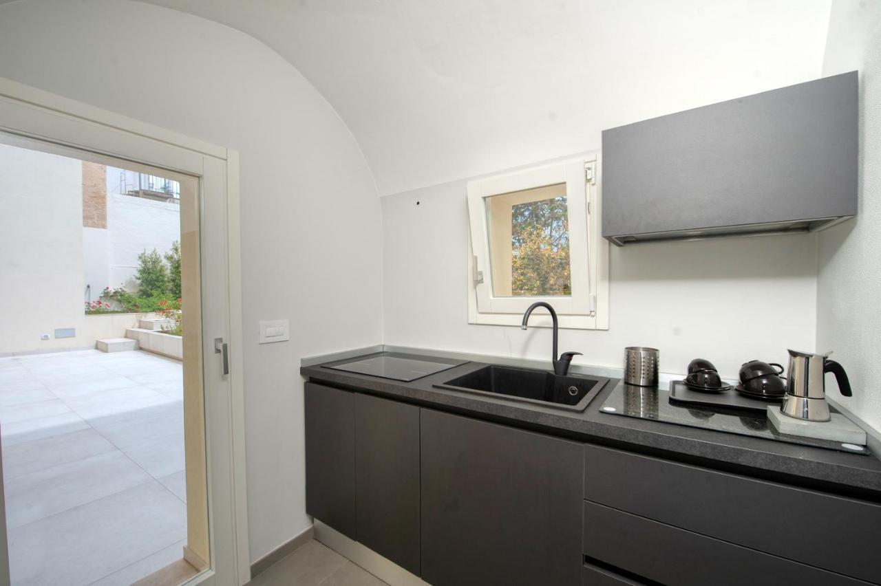 Carlo V - Con Piscina E Giardino Privati Apartment เลชเช ภายนอก รูปภาพ