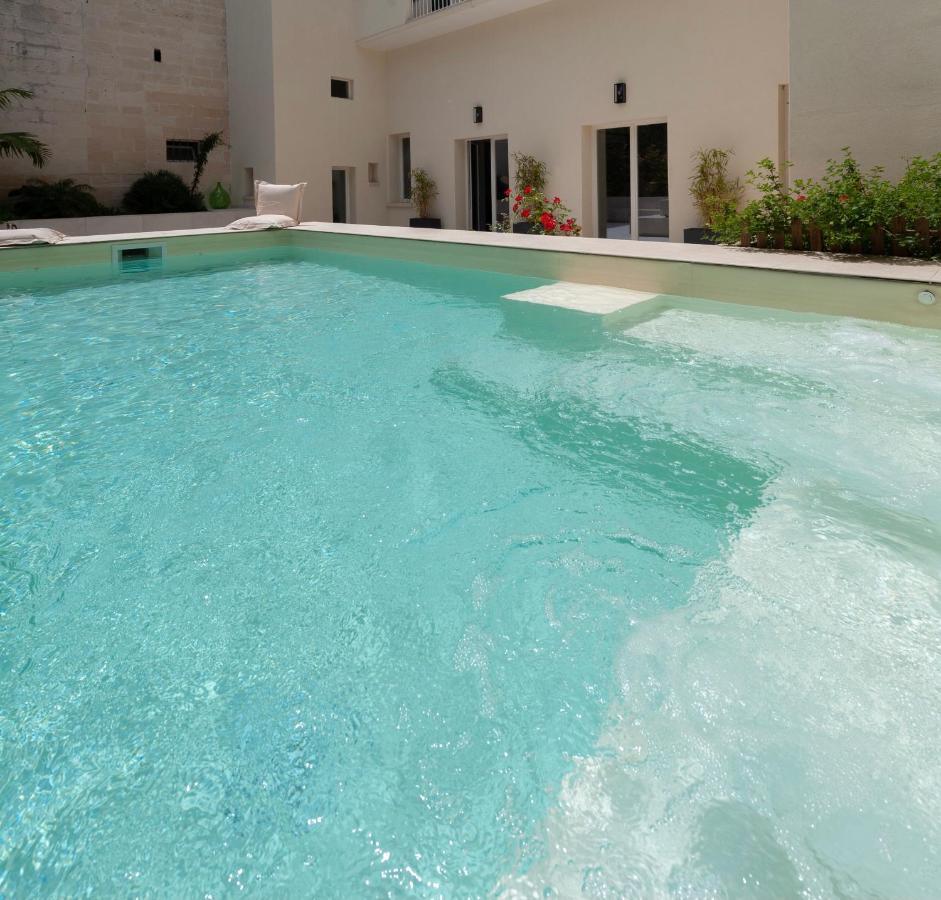 Carlo V - Con Piscina E Giardino Privati Apartment เลชเช ภายนอก รูปภาพ