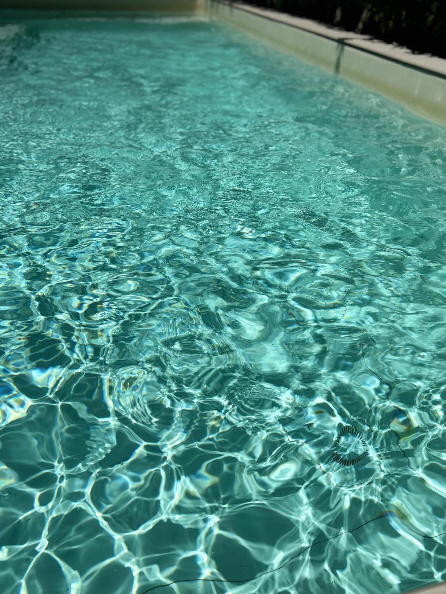 Carlo V - Con Piscina E Giardino Privati Apartment เลชเช ภายนอก รูปภาพ